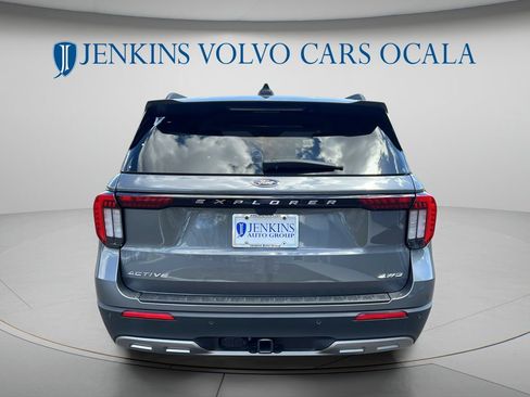 Used 2026 Ford Explorer Active w/ Active Comfort Package AWD/4WD image 4