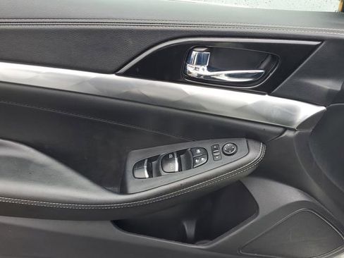 Used 2019 Nissan Maxima 3.5 SL FWD image 14