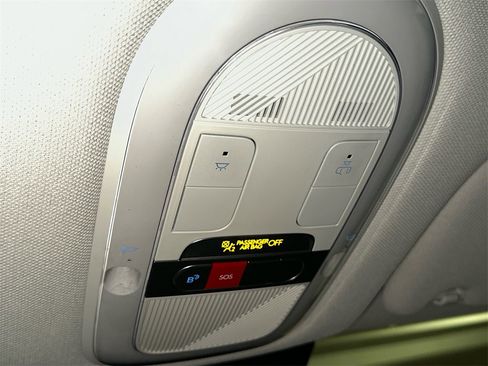 Used 2024 Hyundai Ioniq 5 SEL image 31