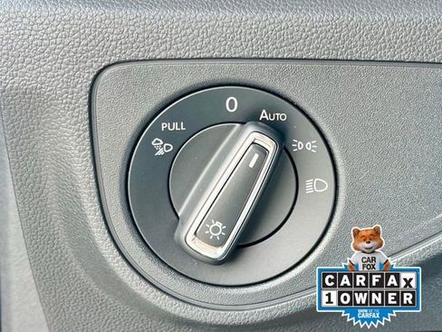 Used 2021 Volkswagen Atlas SEL Premium image 23