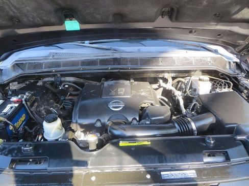 Used 2011 Nissan Titan PRO-4X image 30