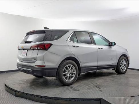 Used 2022 Chevrolet Equinox LT FWD image 8