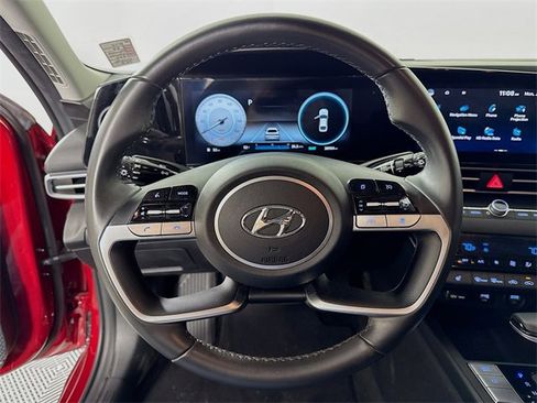 Certified 2023 Hyundai Elantra SEL w/ Convenience Package image 14