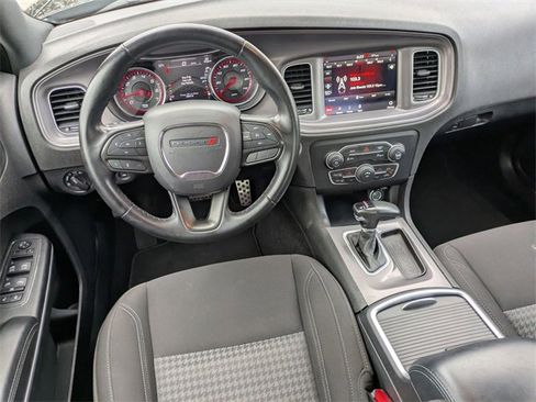 Used 2023 Dodge Charger SXT image 28