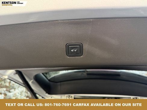 Used 2021 Chevrolet Traverse Premier w/ Redline Edition image 42