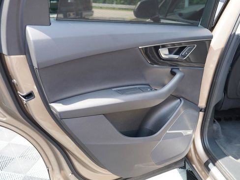 Used 2019 Audi Q7 3.0T Prestige AWD/4WD image 56