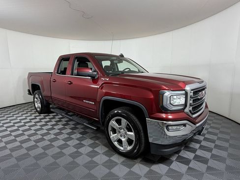 Used 2017 GMC Sierra 1500 SLE w/ SLE Value Package AWD/4WD image 1