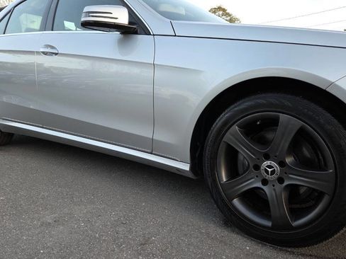 Used 2014 Mercedes-Benz E 350 4MATIC Sedan image 19