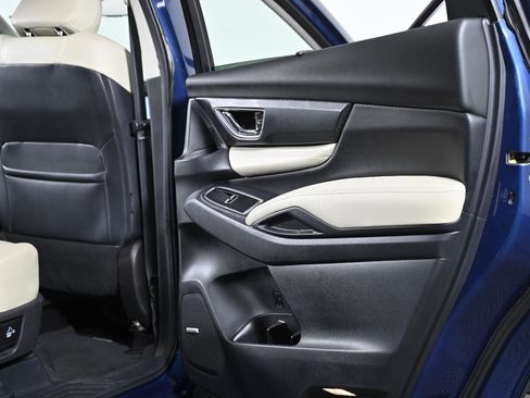 Used 2022 Subaru Ascent Limited w/ Technology Package image 37