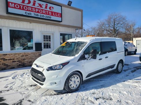 Used 2014 Ford Transit Connect XLT image 2