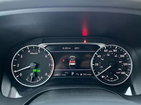 Used 2025 Nissan Rogue SV image 41