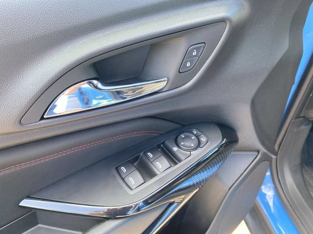 Used 2024 Chevrolet Trax RS w/ Driver Confidence Package FWD image 21