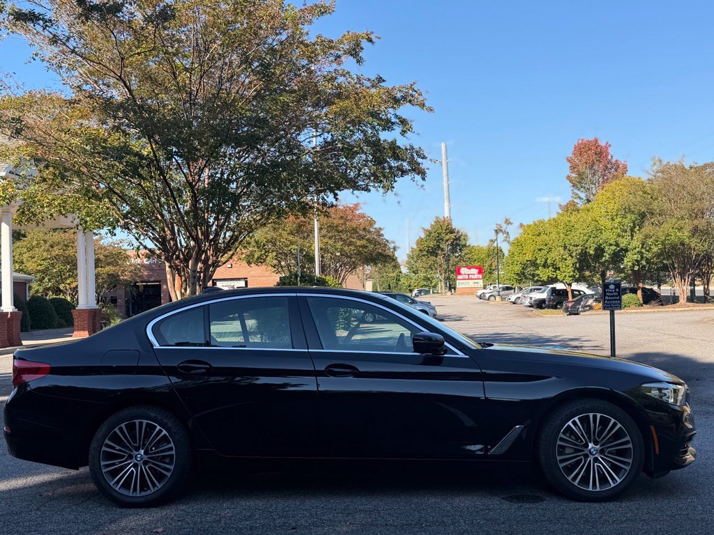 Used 2020 BMW 530i w/ Convenience Package RWD image 6