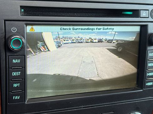 Used 2011 Chevrolet Tahoe LTZ AWD/4WD image 26