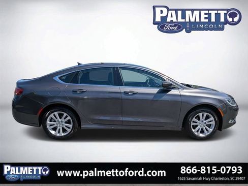Used 2016 Chrysler 200 Limited w/ Anniversary Edition FWD image 2