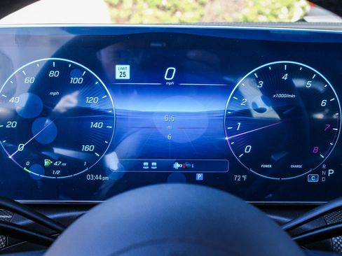 New 2026 Mercedes-Benz CLE 300 4MATIC Coupe image 23