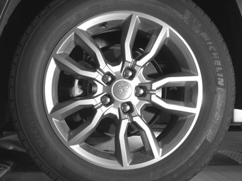 Used 2024 GMC Terrain SLT image 14