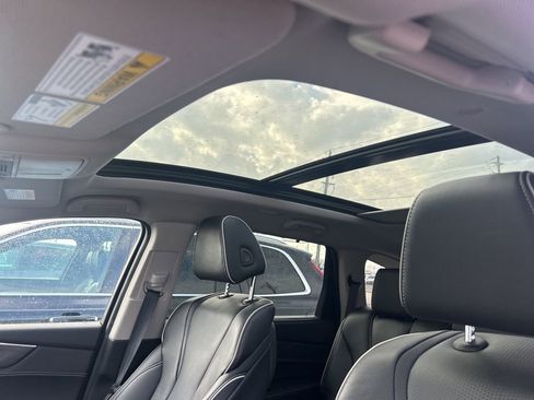 Used 2023 Acura MDX SH-AWD w/ Advance Package image 10