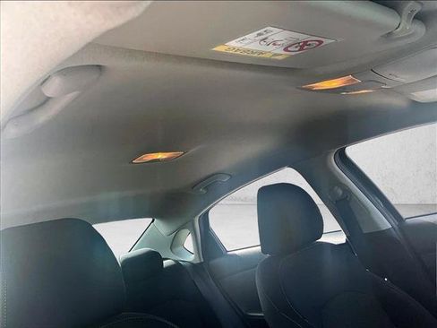 Used 2019 Kia Forte LXS FWD image 17