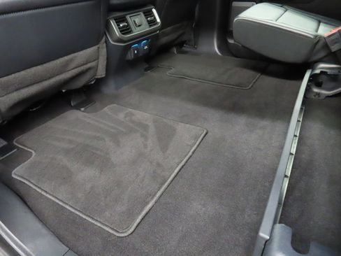 Used 2024 Ford F150 Lariat image 70