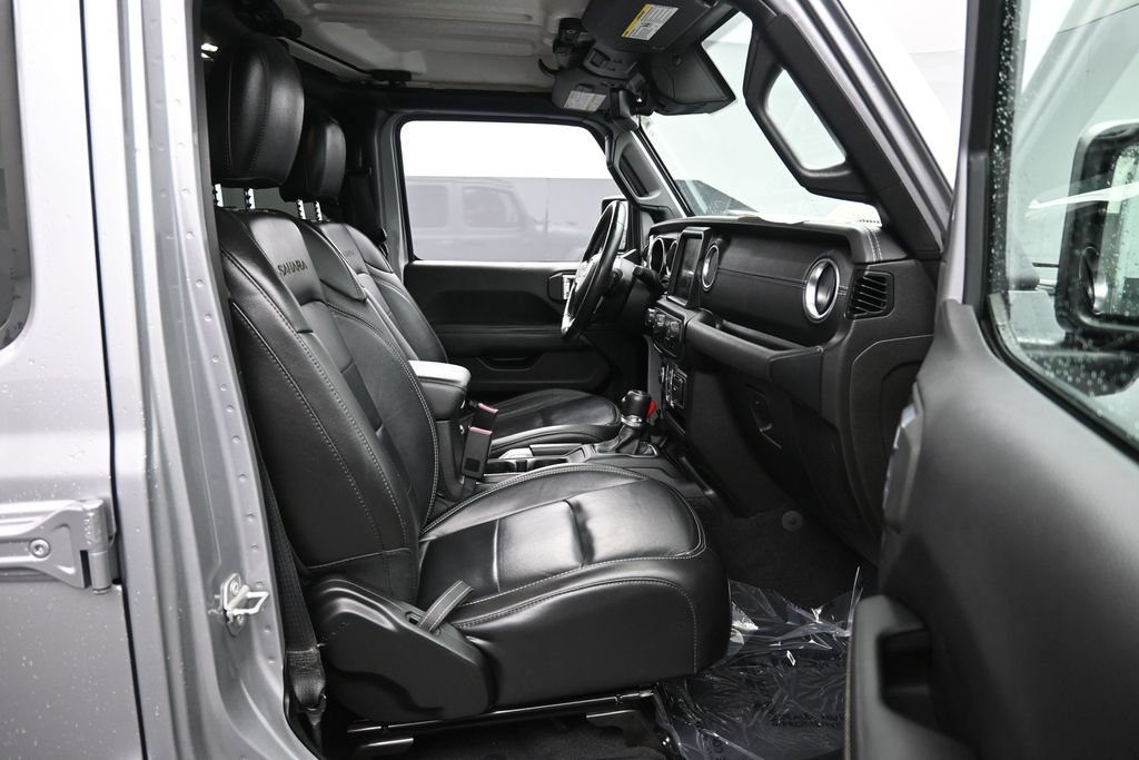 Used 2020 Jeep Wrangler Unlimited Sahara AWD/4WD image 29