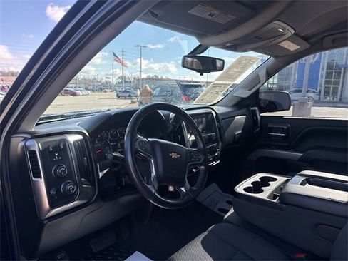 Used 2018 Chevrolet Silverado 1500 LT w/ Texas Edition image 13