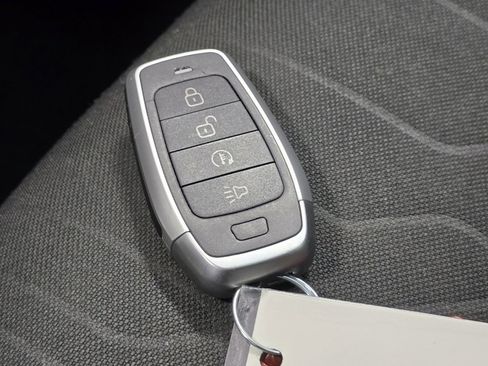 Used 2019 Chevrolet Trax LT w/ Driver Confidence Package image 32