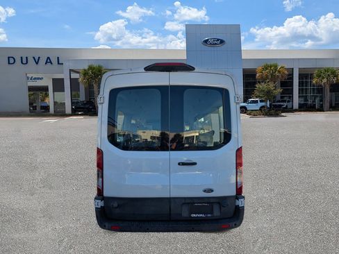 Used 2018 Ford Transit 350 XL image 5