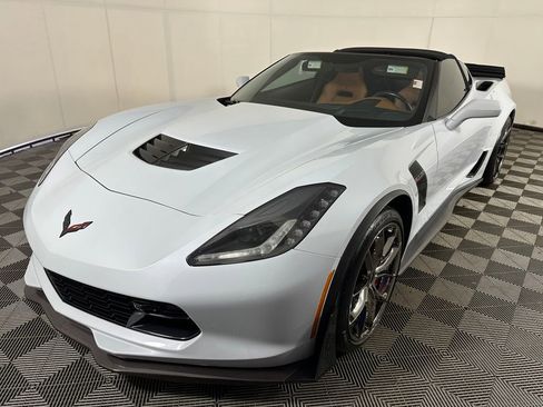 Used 2019 Chevrolet Corvette Z06 w/ Z07 Performance Package image 9