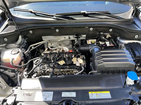 Certified 2024 Volkswagen Atlas Cross Sport SEL Premium R-Line AWD/4WD image 9