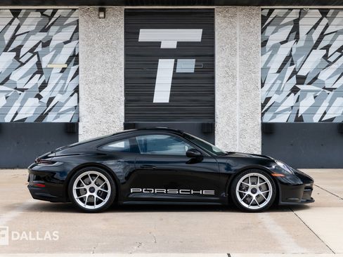 Used 2024 Porsche 911 S/T image 23