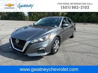 Used 2020 Nissan Altima 2.5 S FWD video 1