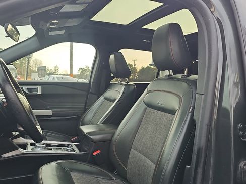 Used 2022 Ford Explorer Timberline image 14