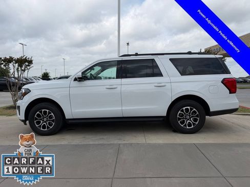 Used 2024 Ford Expedition Max XLT image 11