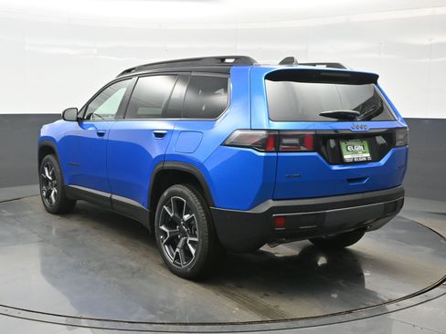 New 2026 Jeep Cherokee Overland image 4