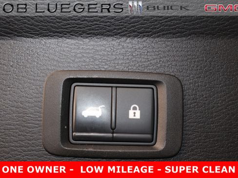 Used 2022 Mitsubishi Outlander SE image 24