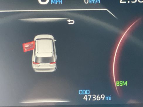 Used 2024 Toyota RAV4 XLE image 38