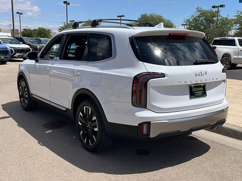 Used 2025 Kia Telluride SX w/ SX Captain's Chair Package image 6