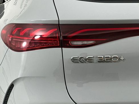 Certified 2026 Mercedes-Benz EQE 320+ SUV image 37