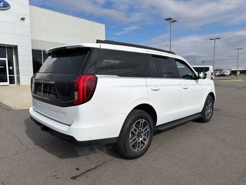 Certified 2025 Ford Expedition Active image 7