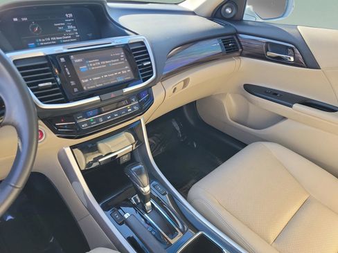 Used 2016 Honda Accord EX-L image 35