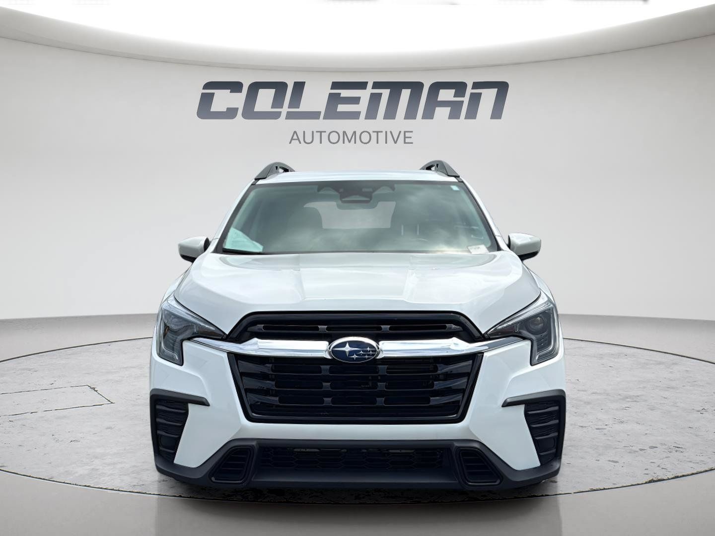 Used 2025 Subaru Ascent Premium AWD/4WD image 2