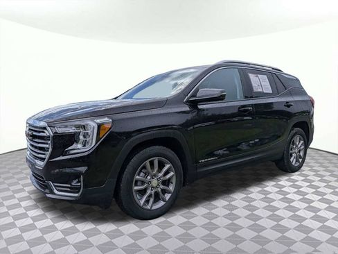 Used 2024 GMC Terrain SLT AWD/4WD image 7