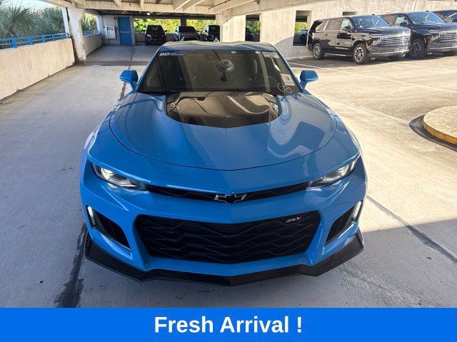 Used 2022 Chevrolet Camaro ZL1 RWD image 16