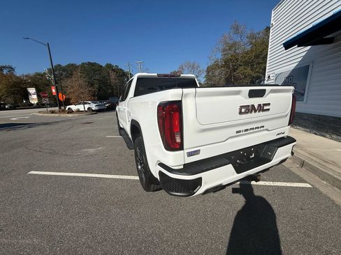 Used 2019 GMC Sierra 1500 AT4 w/ AT4 Premium Package AWD/4WD image 4