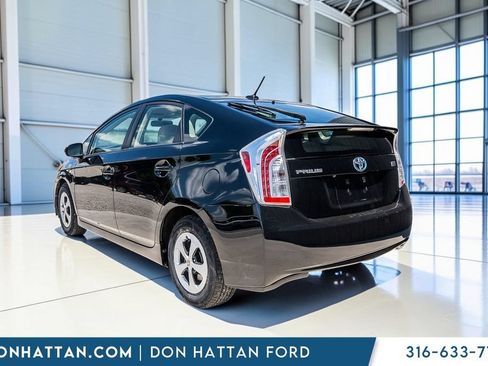 Used 2013 Toyota Prius Three FWD image 30