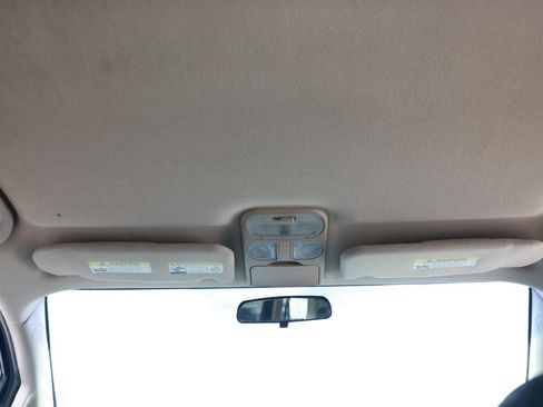 Used 2011 Mitsubishi Endeavor LS AWD/4WD image 23