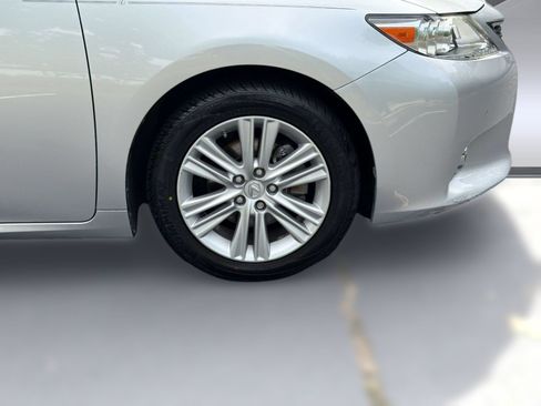 Used 2015 Lexus ES 350 w/ Premium Package FWD image 13