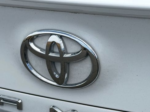 Used 2023 Toyota Camry SE w/ Audio Upgrade Package FWD image 8