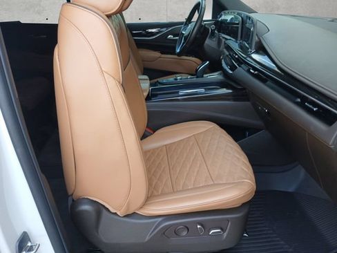 Certified 2023 Cadillac Escalade Sport w/ Touring Package AWD/4WD image 19